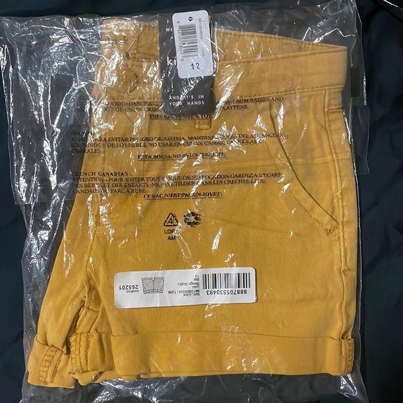 NWT KidPik- Classic Chino Shorts
Size: 12 - Picture 5 of 5